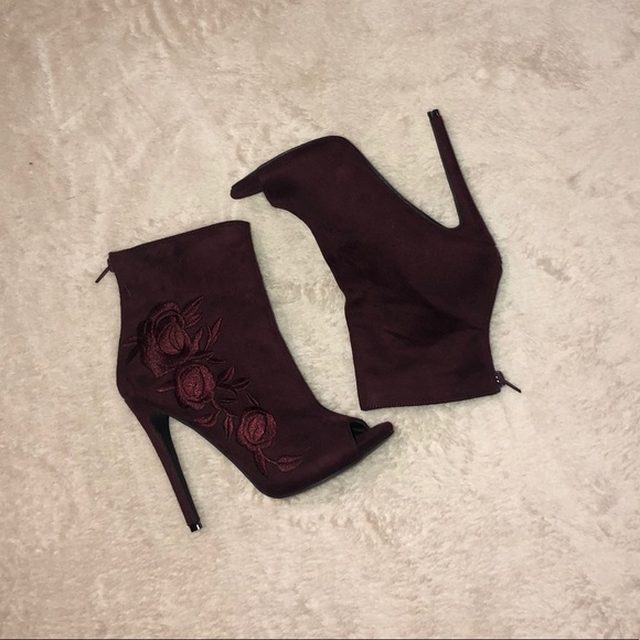 Rose Bush Ankle Booties - Picture 1 of 1
